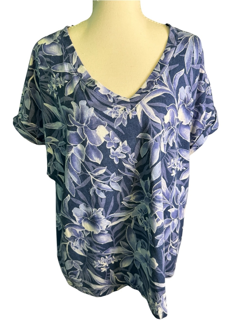 Tommy Bahama Blue Kauai Floral V-Neck Short Sleeve Top